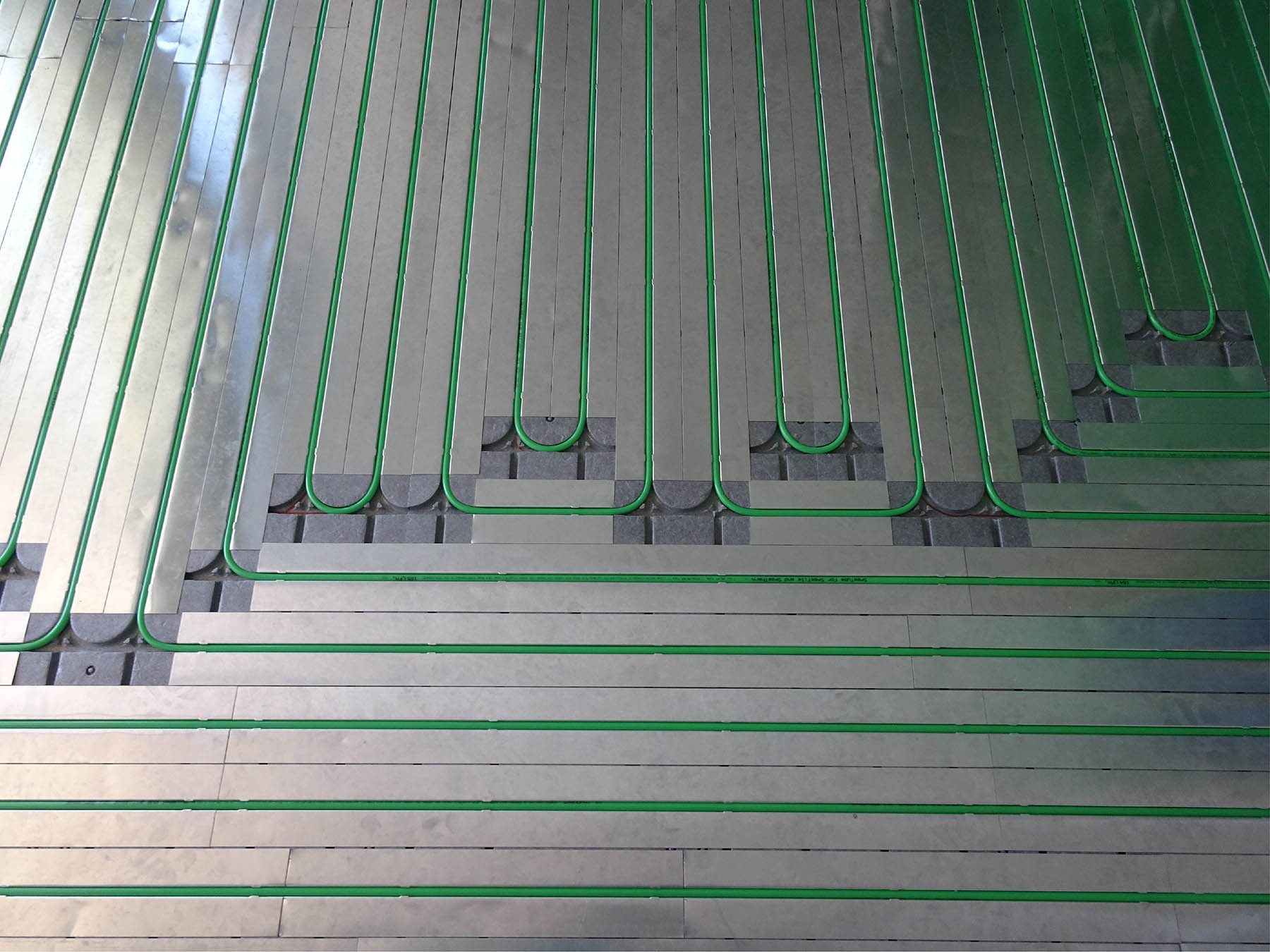 Laagbouw vloerverwarming renovatie houten vloer